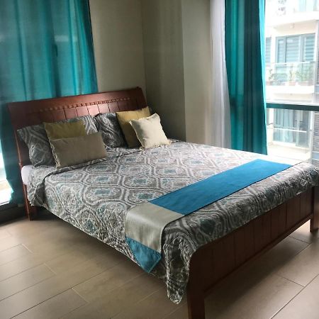 Lena'S Condotel Pasay Buitenkant foto