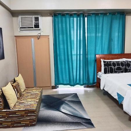 Lena'S Condotel Pasay Buitenkant foto